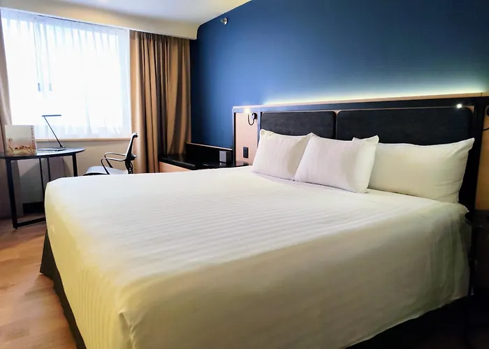 Galeria Plaza Reforma 4*