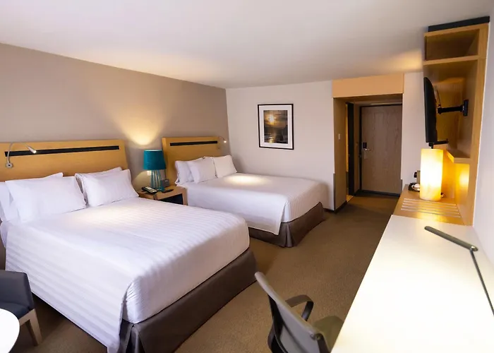 Galeria Plaza Reforma 4*